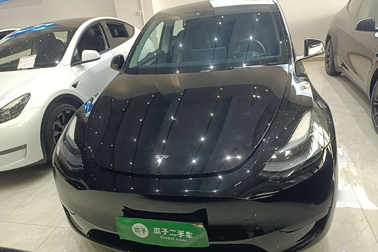 Tesla Model Y 2024 #3 Tesla Model Y 2024 изображение автомобиля #3