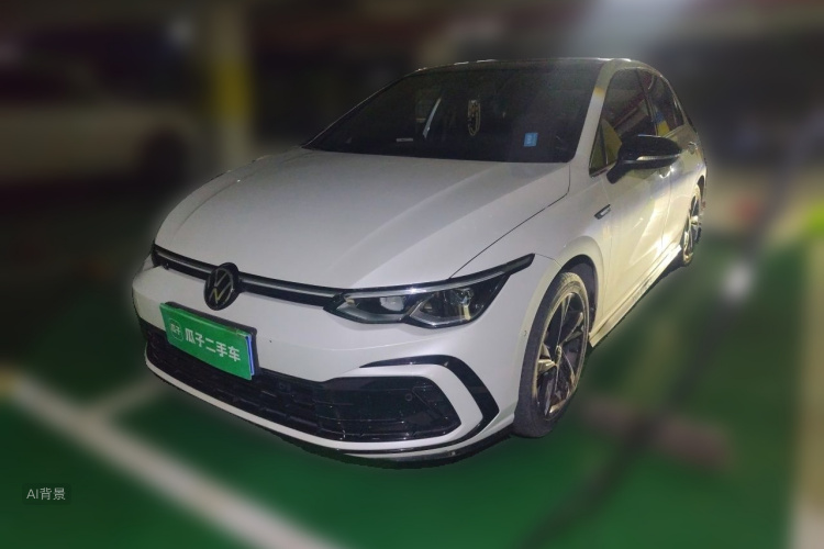 Volkswagen Golf 2022 car image #2