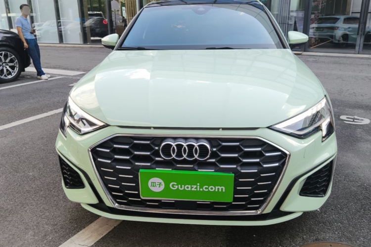 Audi A3 2023 immagine di auto #3