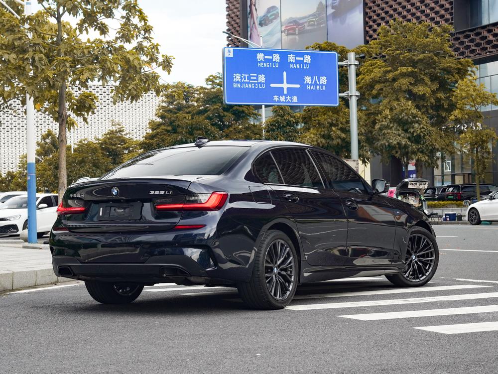 BMW 3 Series 2020 #4 BMW 3 Series 2020 car image #4