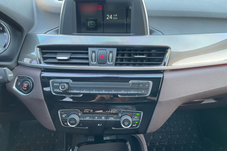 BMW X1 2019 #18 BMW X1 2019 car image #18