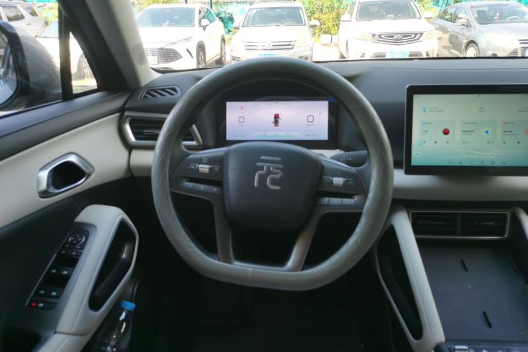 BYD YuanUP 2025 car image #11