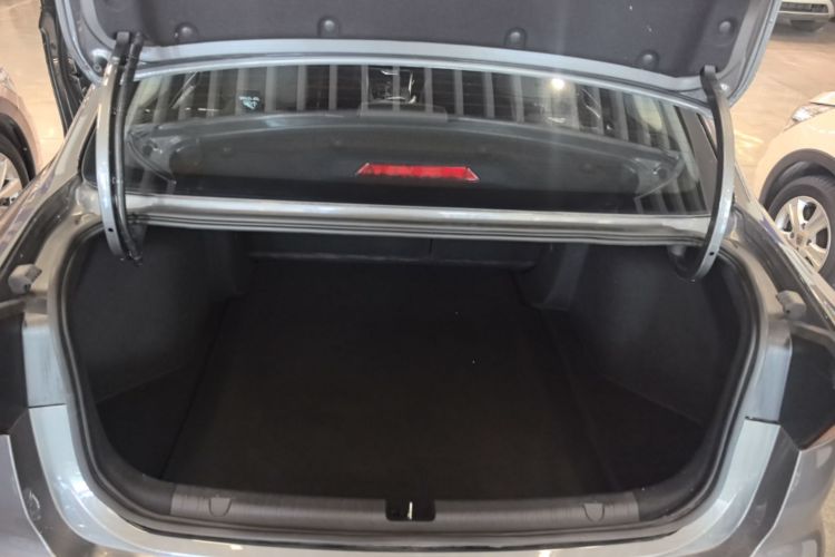 GEELY Emgrand 2022 #19 GEELY Emgrand 2022 car image #19