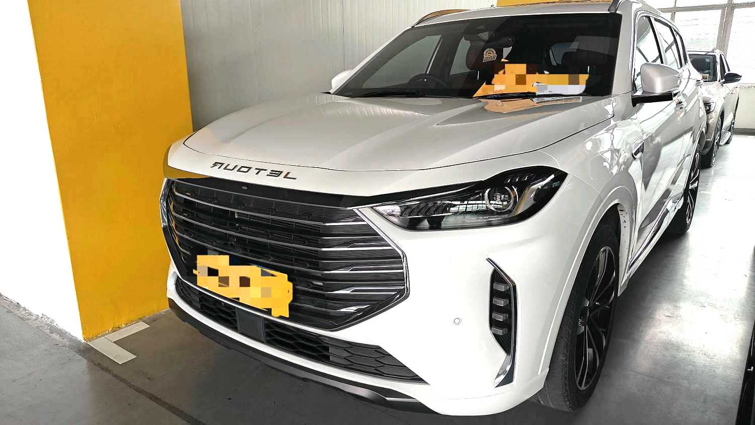 Jetour X70 PLUS 2022 Jetour X70 PLUS 2022 car image