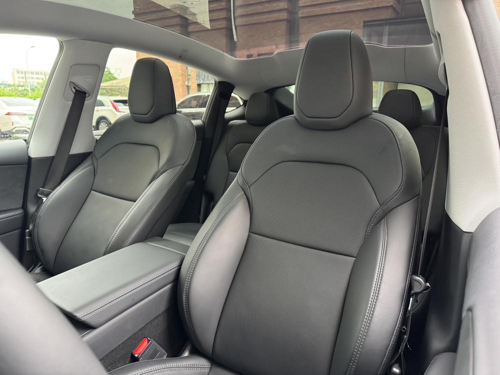Tesla Model Y 2025 #18 Tesla Model Y 2025 car image #18