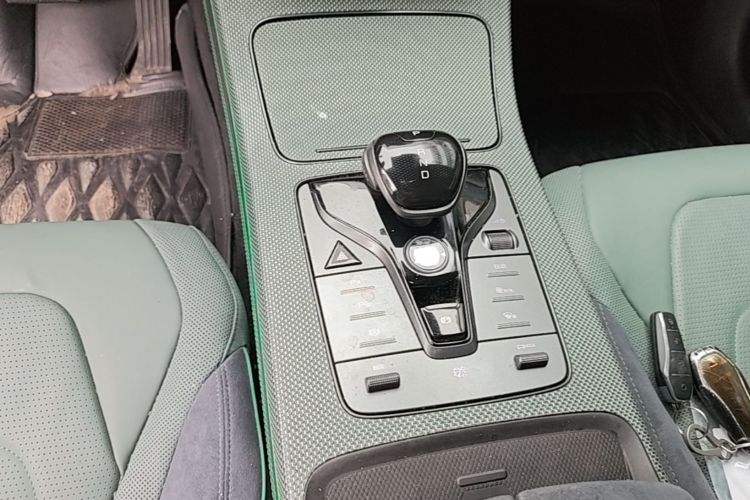 BYD Han 2022 car image #14
