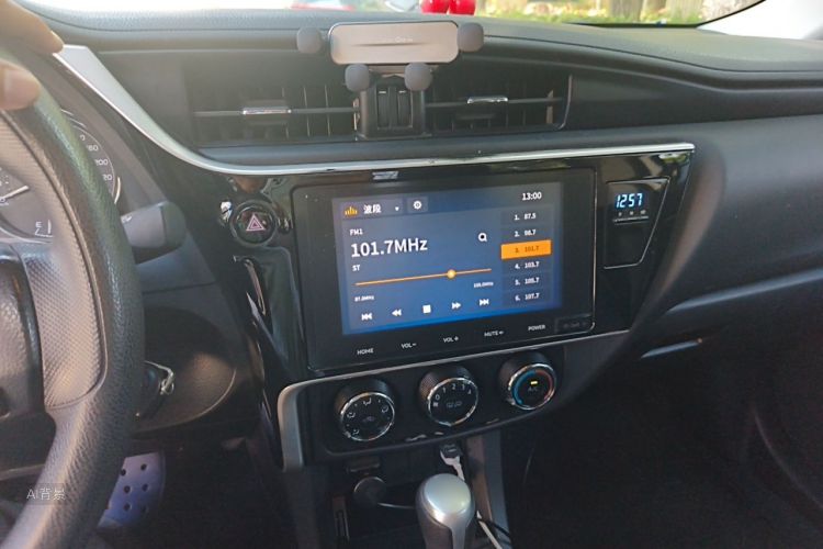 Toyota Corolla 2019 immagine di auto #15