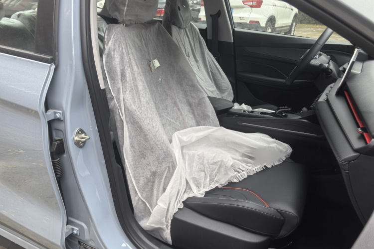 吉利汽车 缤瑞 2026 汽车图片 #19