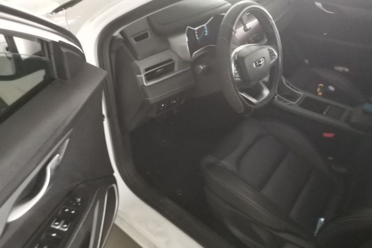 GEELY Emgrand 2022 car image #16