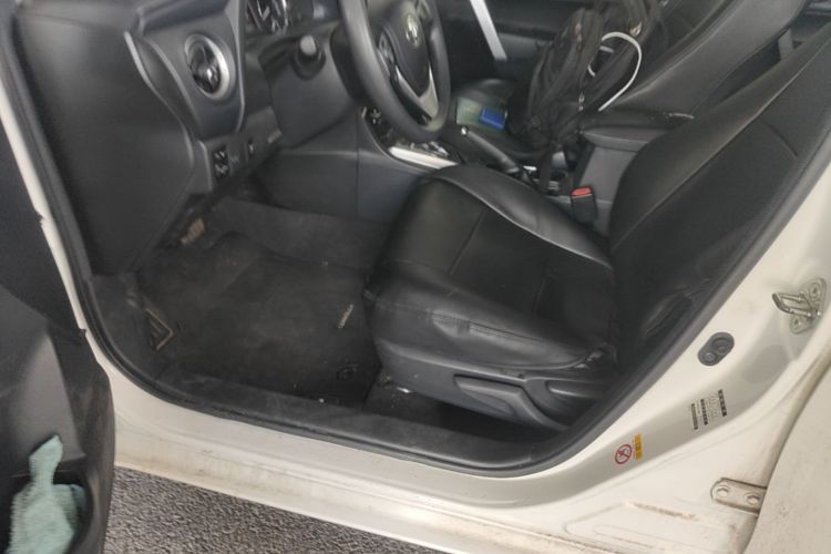 Toyota Corolla 2018 car image #17