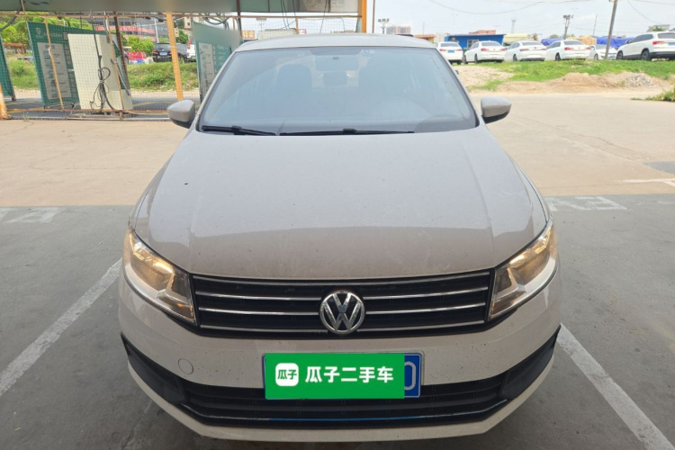 Volkswagen Santana 2019 car image #3
