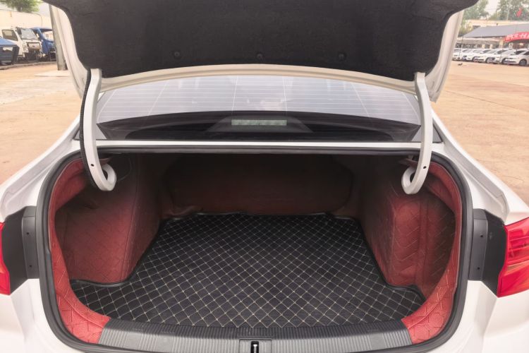 Volkswagen Bora 2020 car image #25