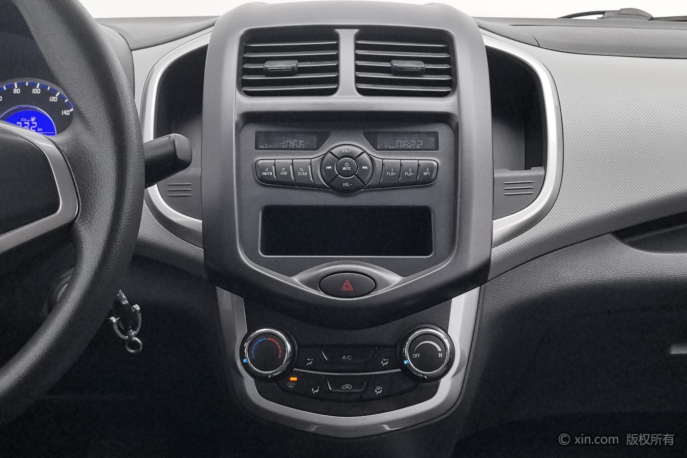 Changan BenBen E-Star 2021 #13 Changan BenBen E-Star 2021 car image #13