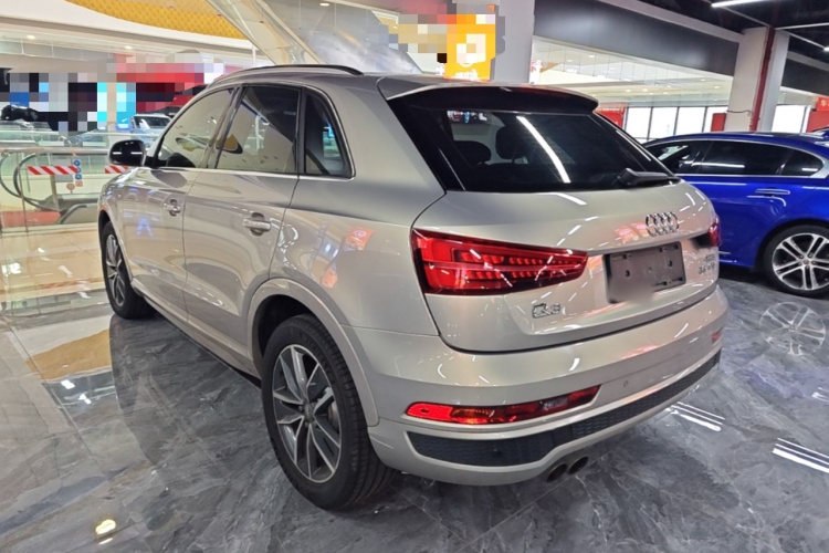 Audi Q3 2019 #7 Audi Q3 2019 car image #7