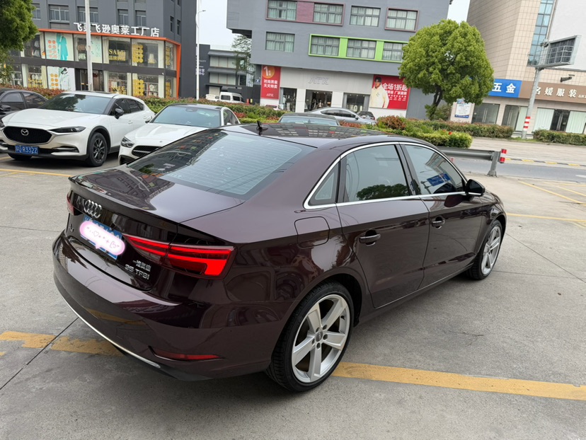 Audi A3 2018 car image #4