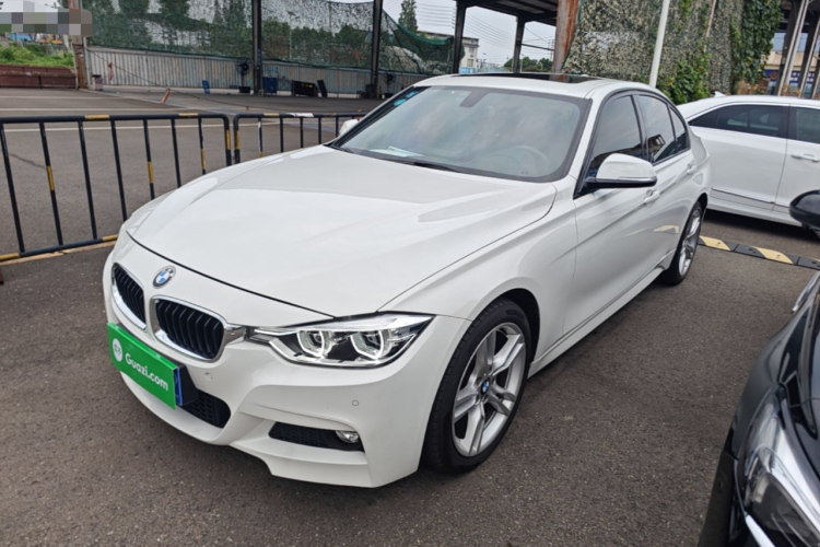 BMW 3 Series 2018 car image #2