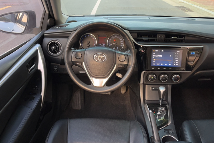 Toyota Corolla 2019 car image #14