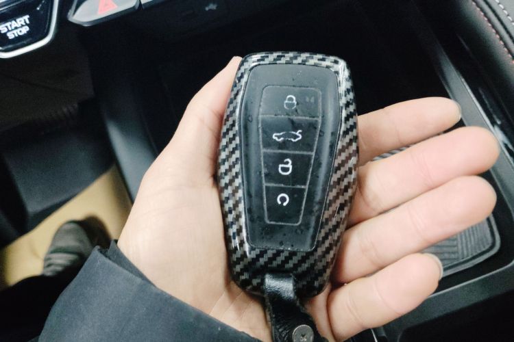 GEELY Coolray 2023 immagine di auto #9