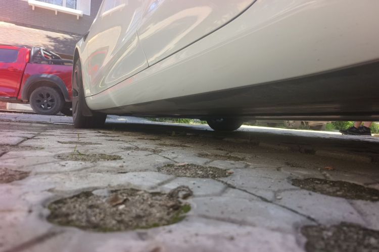 Tesla Model 3 2023 car image #25