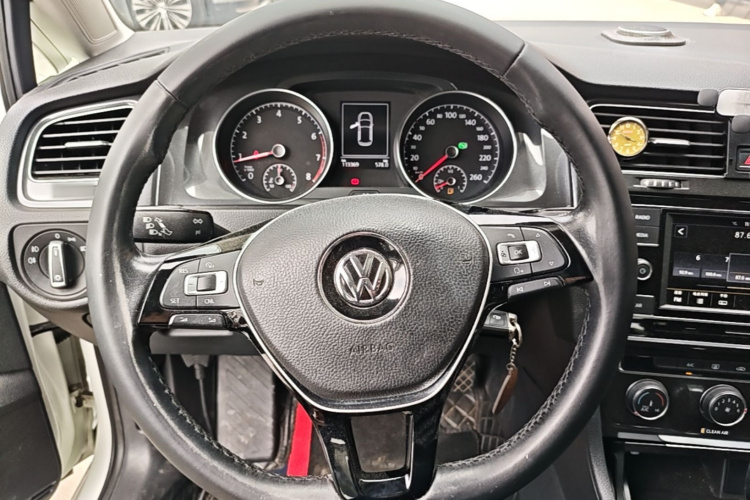 Volkswagen Golf 2018 #11 Volkswagen Golf 2018 car image #11