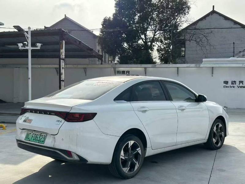 GEELY Emgrand L HiP 2023 car image #4