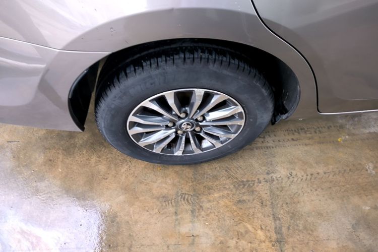 Toyota Corolla 2017 #10 Toyota Corolla 2017 car image #10