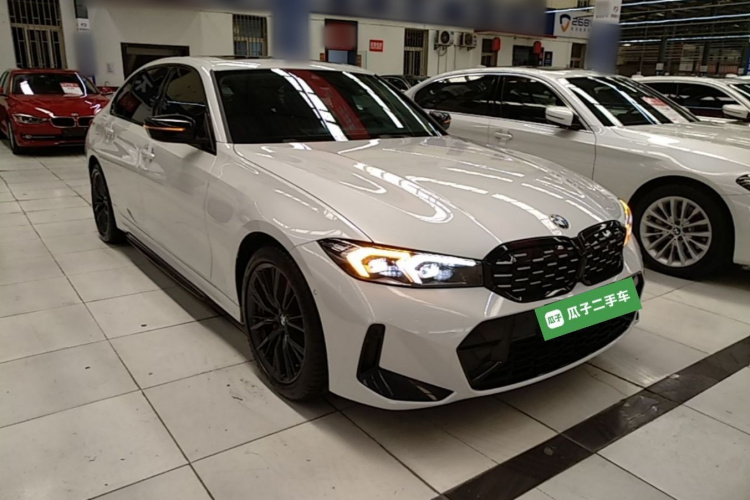 BMW 3 Series 2024 car image #6