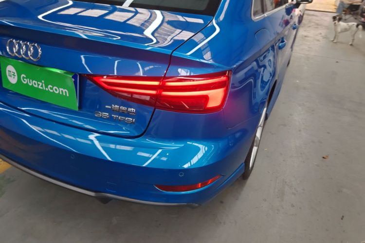 Audi A3 2018 car image #8