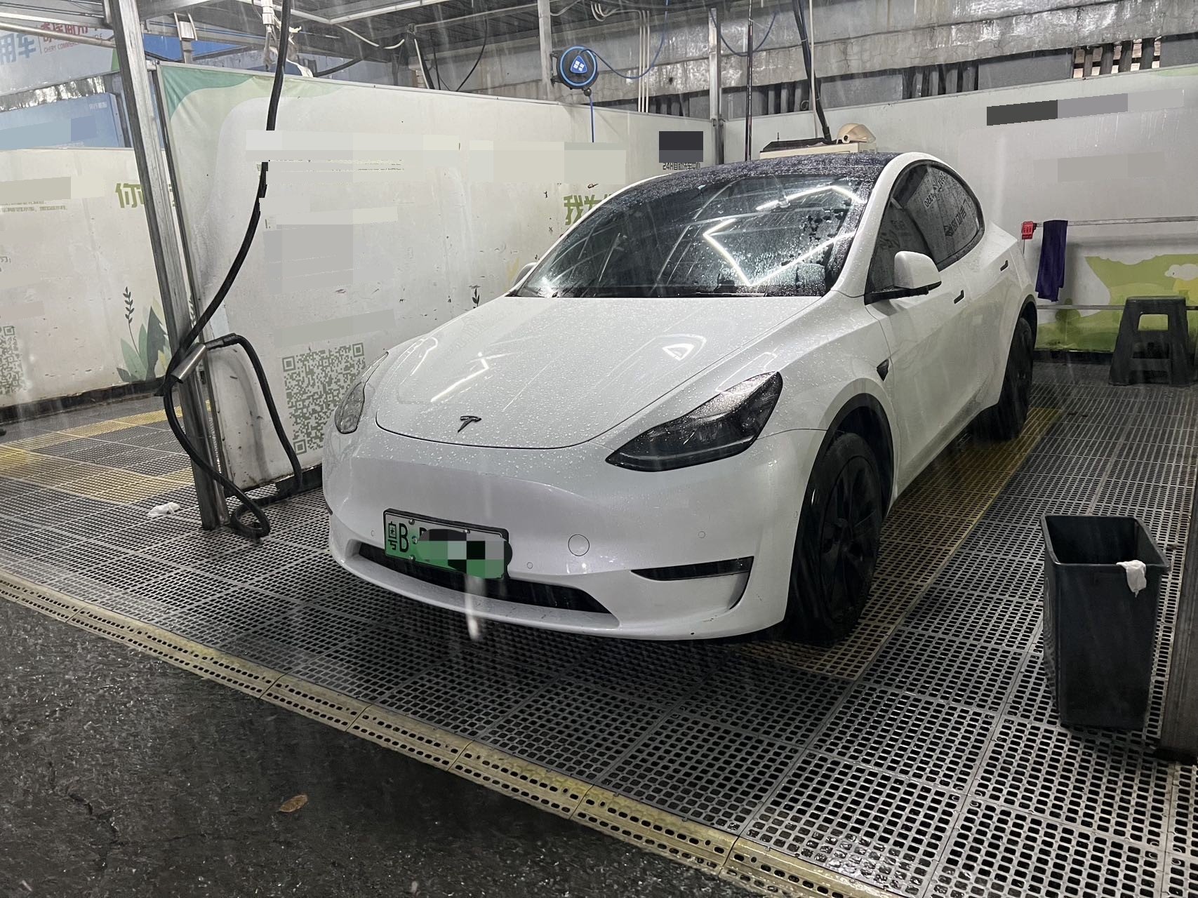 Tesla Model Y 2021 car image 