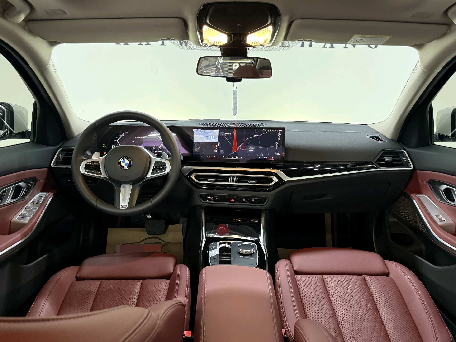 BMW 3 Series 2024 imagem de carro #7