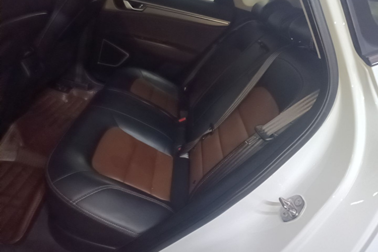 GEELY Emgrand GS 2018 #17 GEELY Emgrand GS 2018 car image #17