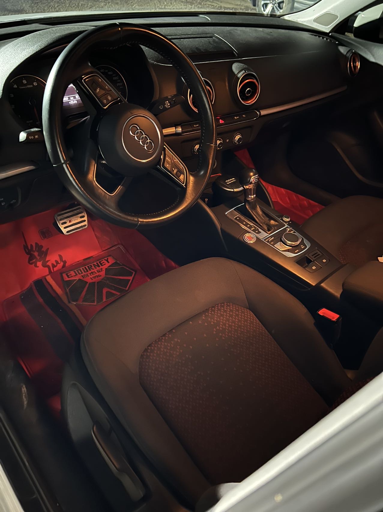 Audi A3 2019 #3 Audi A3 2019 car image #3