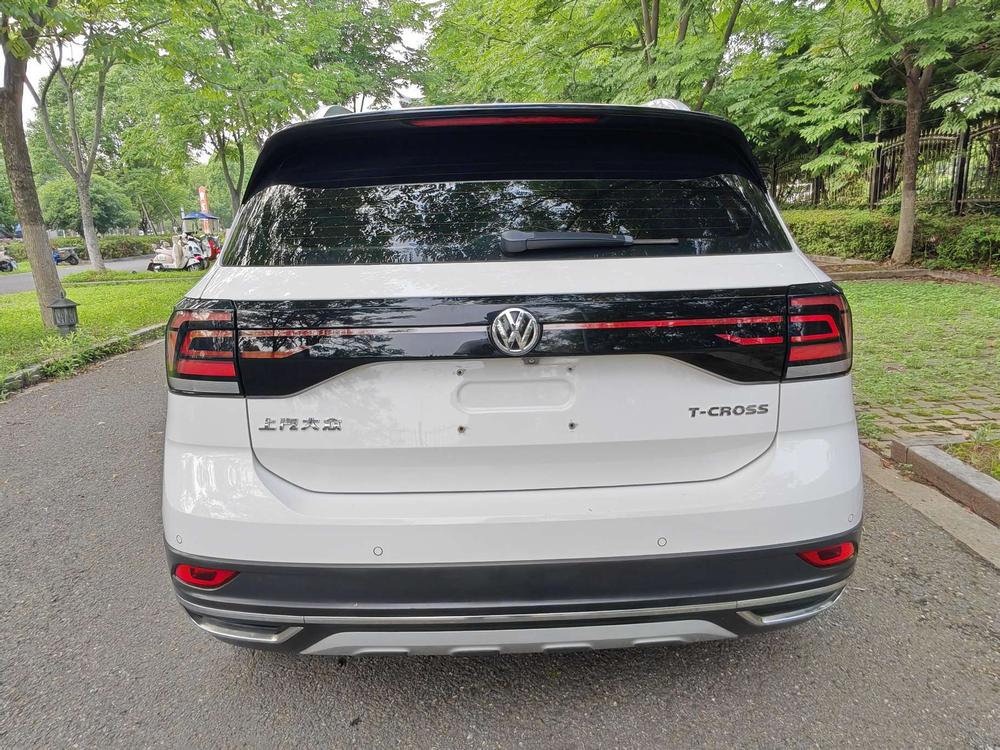Volkswagen T-Cross 2020 #6 Volkswagen T-Cross 2020 car image #6