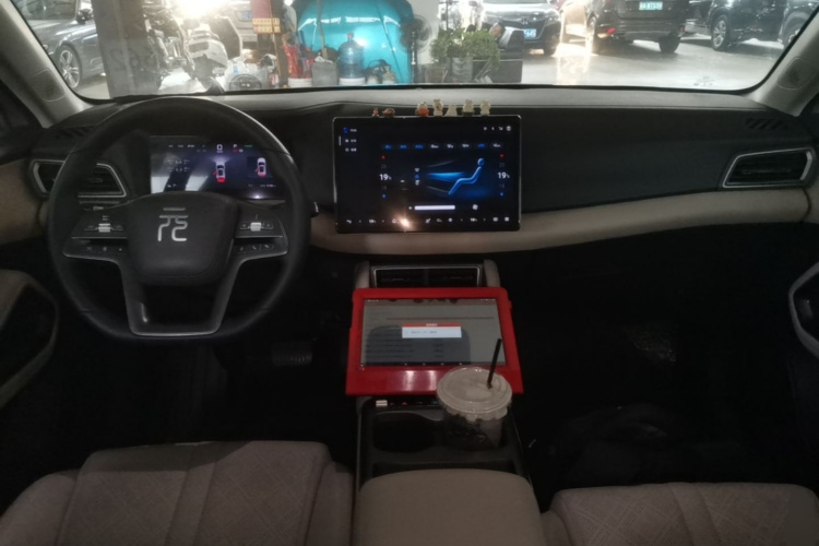 BYD YuanUP 2025 #11 BYD YuanUP 2025 صورة سيارة #11