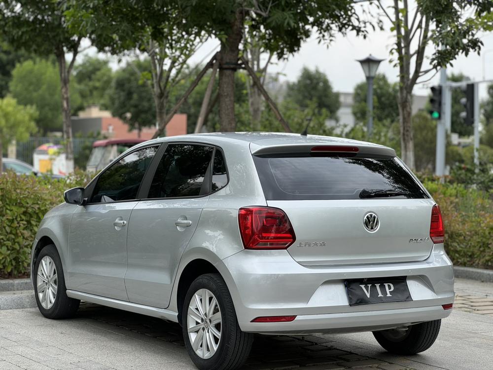 Volkswagen Polo 2015 #4 Volkswagen Polo 2015 car image #4