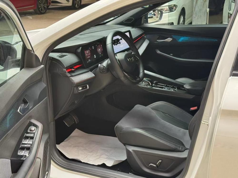 GEELY Binray 2022 car image #8