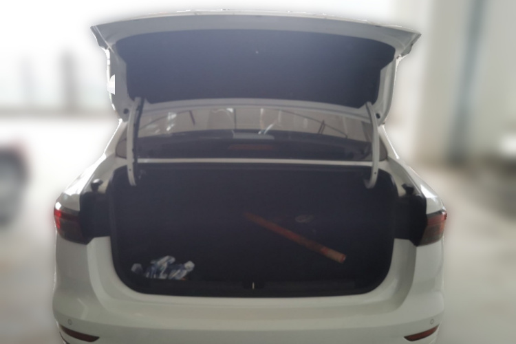 GEELY Emgrand 2021 car image #21