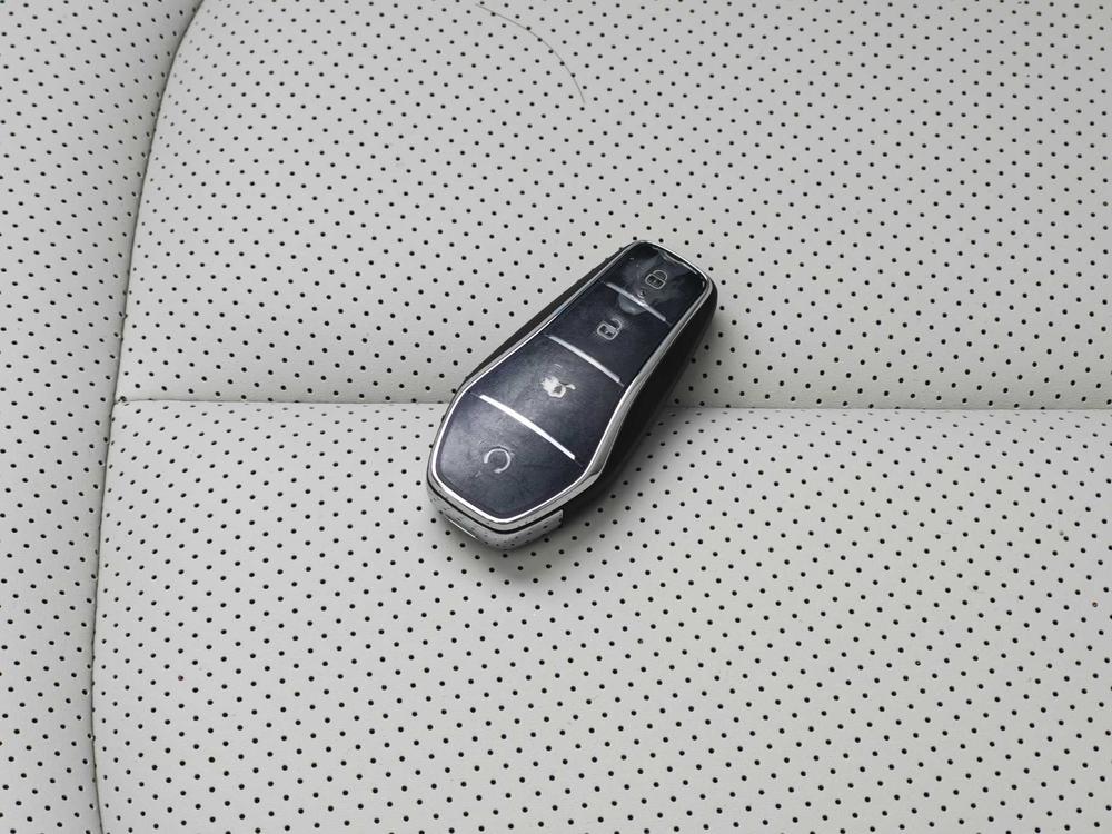 2026 #11 2026 car image #11