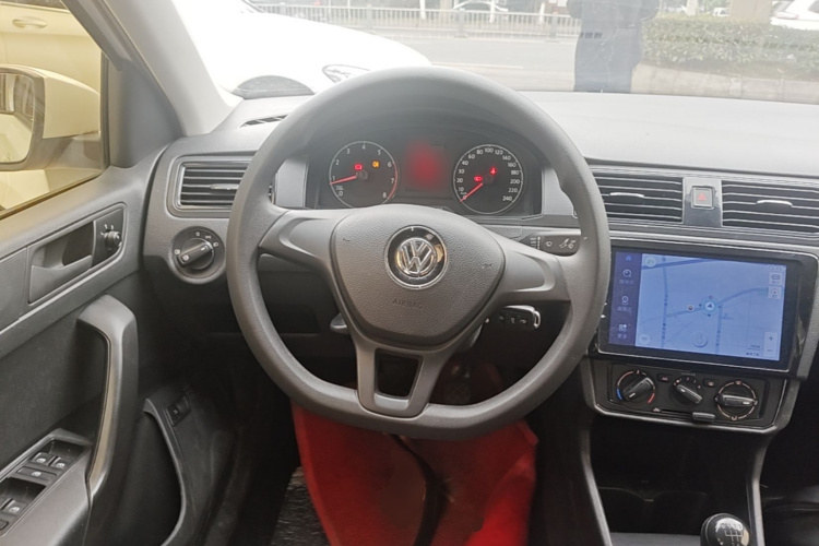 Volkswagen Santana 2018 #11 Volkswagen Santana 2018 car image #11