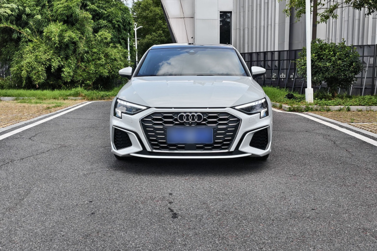 Audi A3 2022 car image #3