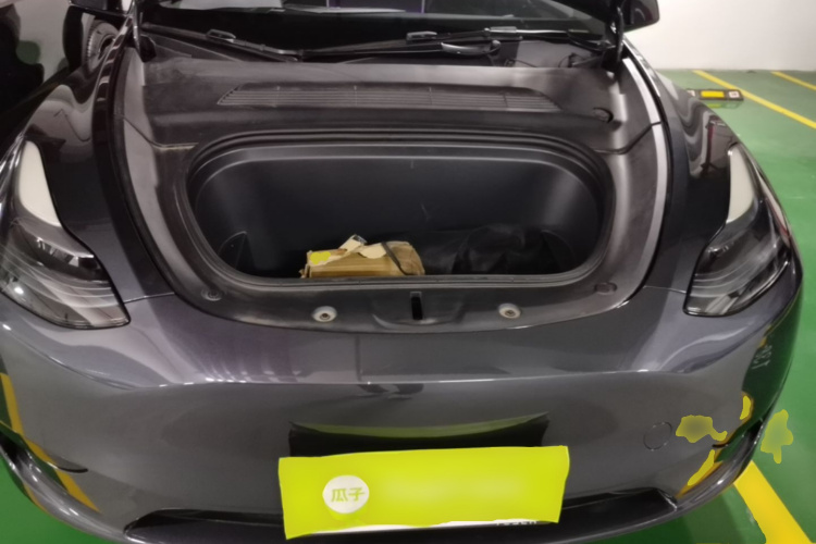 Tesla Model Y 2024 #20 Tesla Model Y 2024 car image #20
