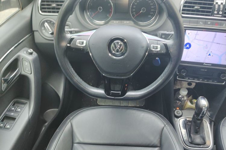 Volkswagen Polo 2016 #11 Volkswagen Polo 2016 car image #11