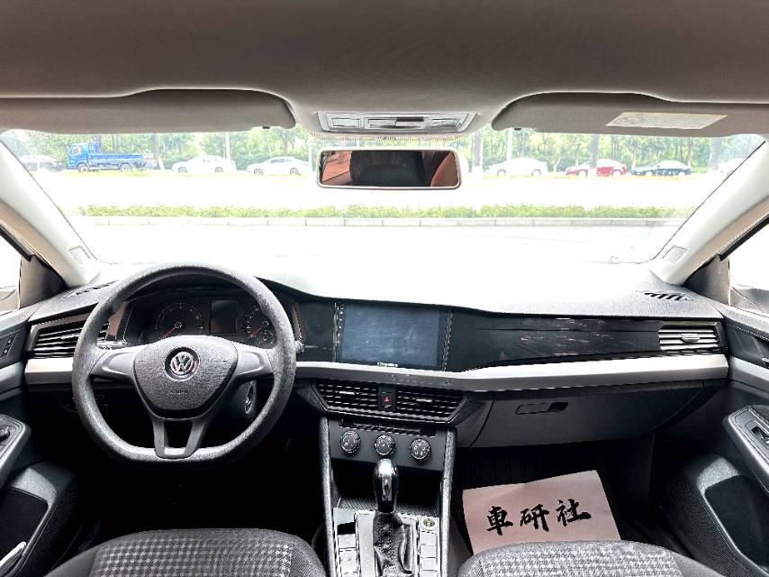 Volkswagen Bora 2019 car image #5