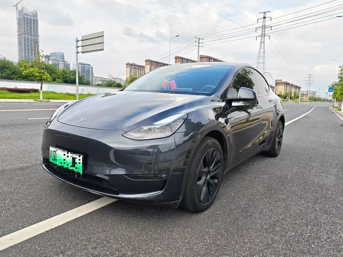 Tesla Model Y 2024 Tesla Model Y 2024 car image