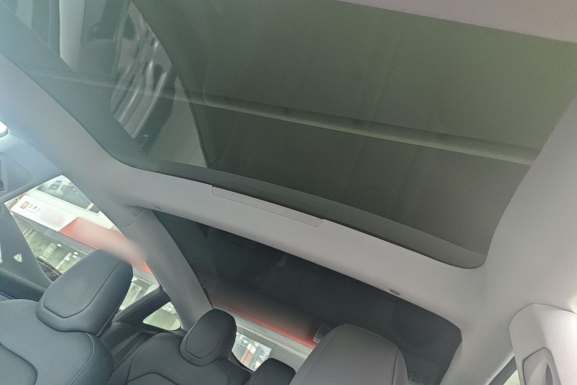 Tesla Model 3 2025 #14 Tesla Model 3 2025 car image #14