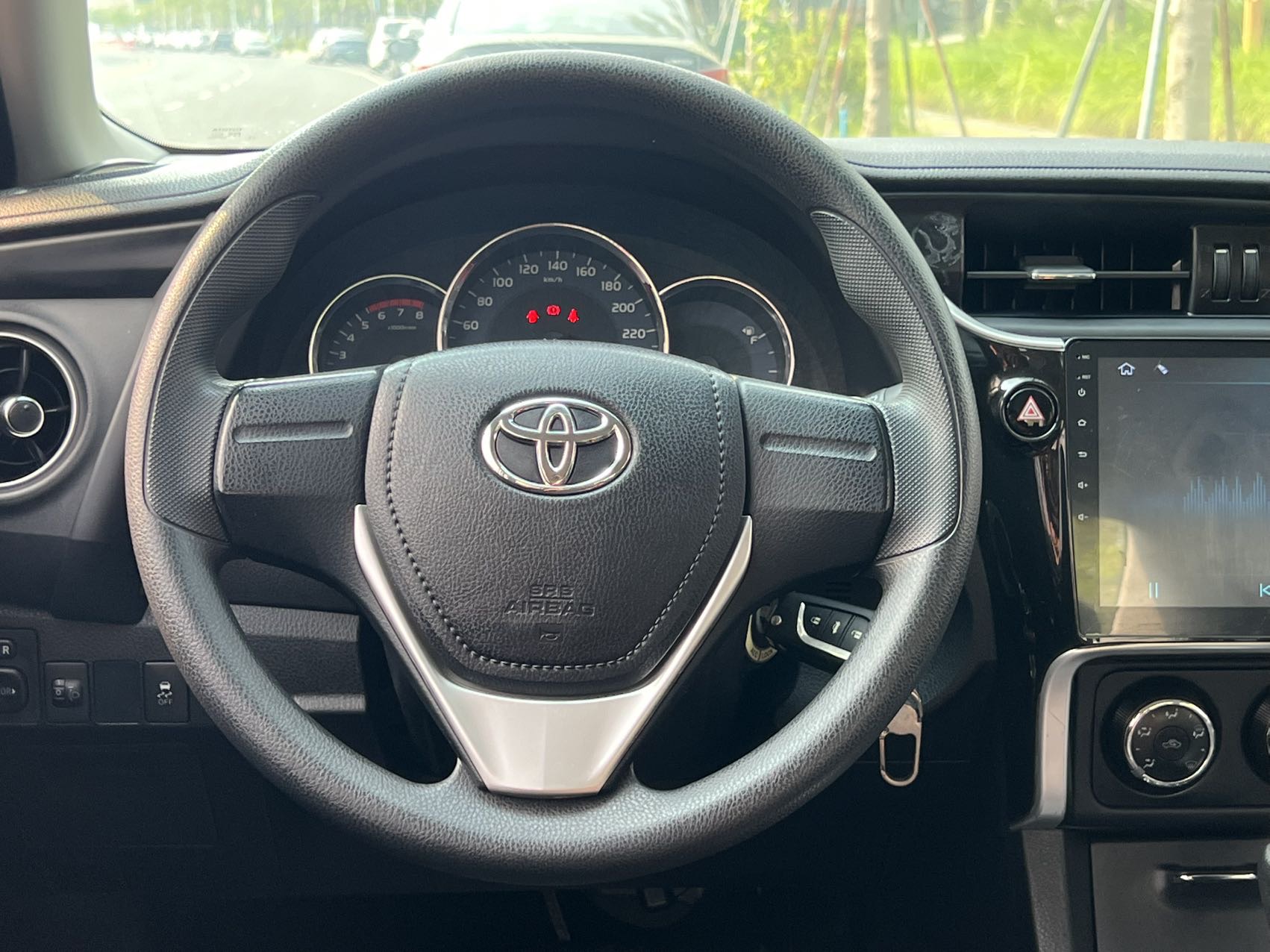 Toyota Corolla 2018 #6 Toyota Corolla 2018 car image #6