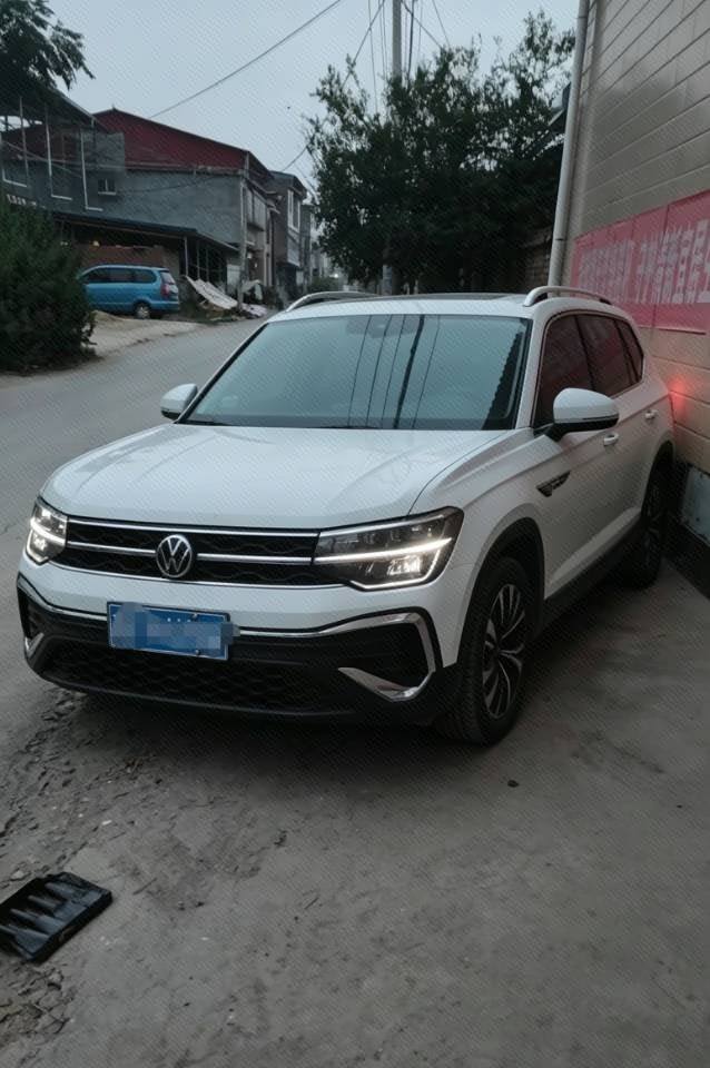 2024 2024 immagine di auto