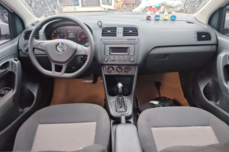 Volkswagen Polo 2016 #10 Volkswagen Polo 2016 car image #10