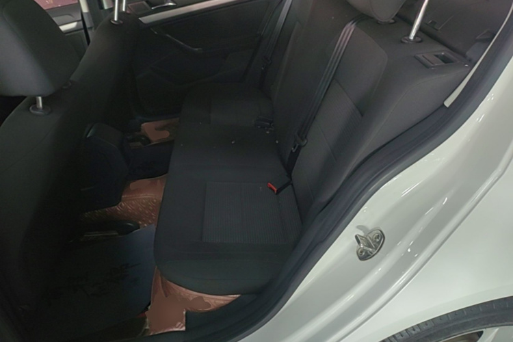 Volkswagen Lavida 2018 #17 Volkswagen Lavida 2018 car image #17
