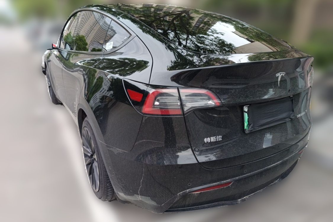 Tesla Model Y 2023 #3 Tesla Model Y 2023 car image #3